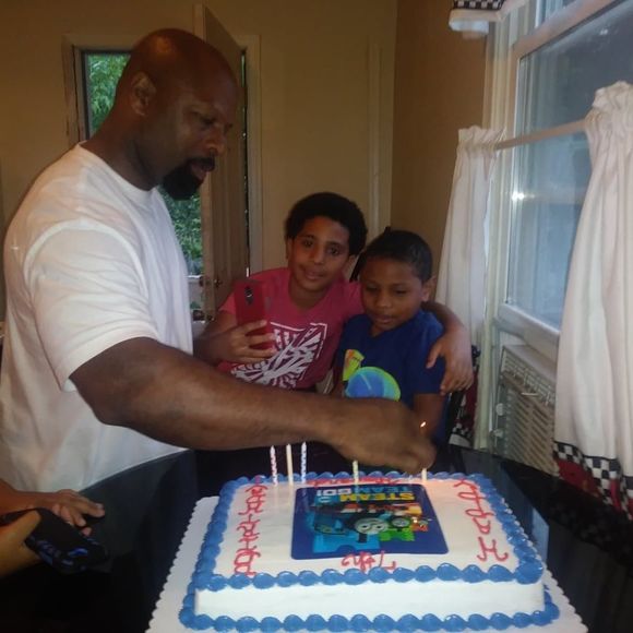 Meet your Posher, Howard - Picture 1 of 1